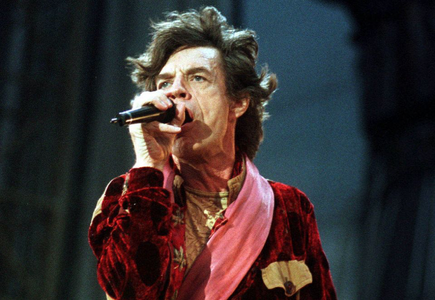 WWAUS Blog: How Mick Jagger cancels show, has heart surgery and tweets to his fans that he is okay and ready to come back at age 76.